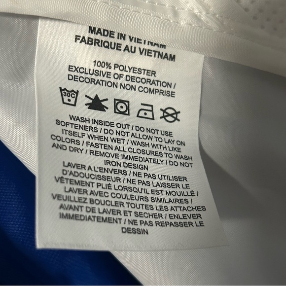 Nike Sportswear Jacket - Picture 2 of 5